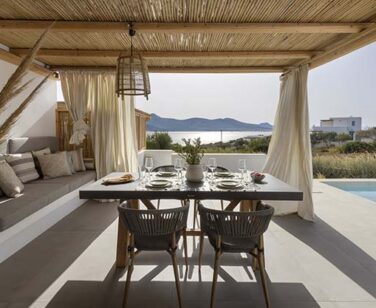 AVRA OUTDOOR AND POOL