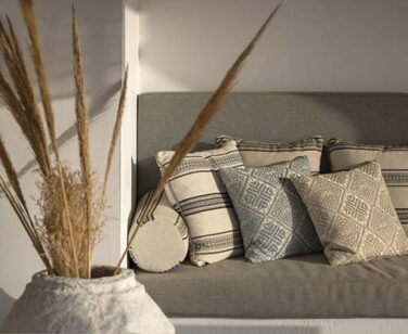 AVRA OUTDOOR AND POOL