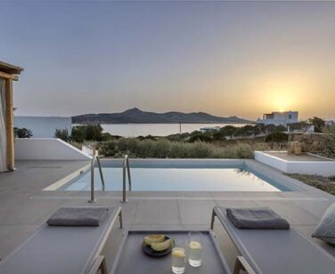 AVRA OUTDOOR AND POOL